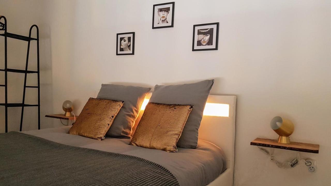 Les Nuits D'Anis - Appartements Hypercentre Le Puy-en-Velay Exteriér fotografie